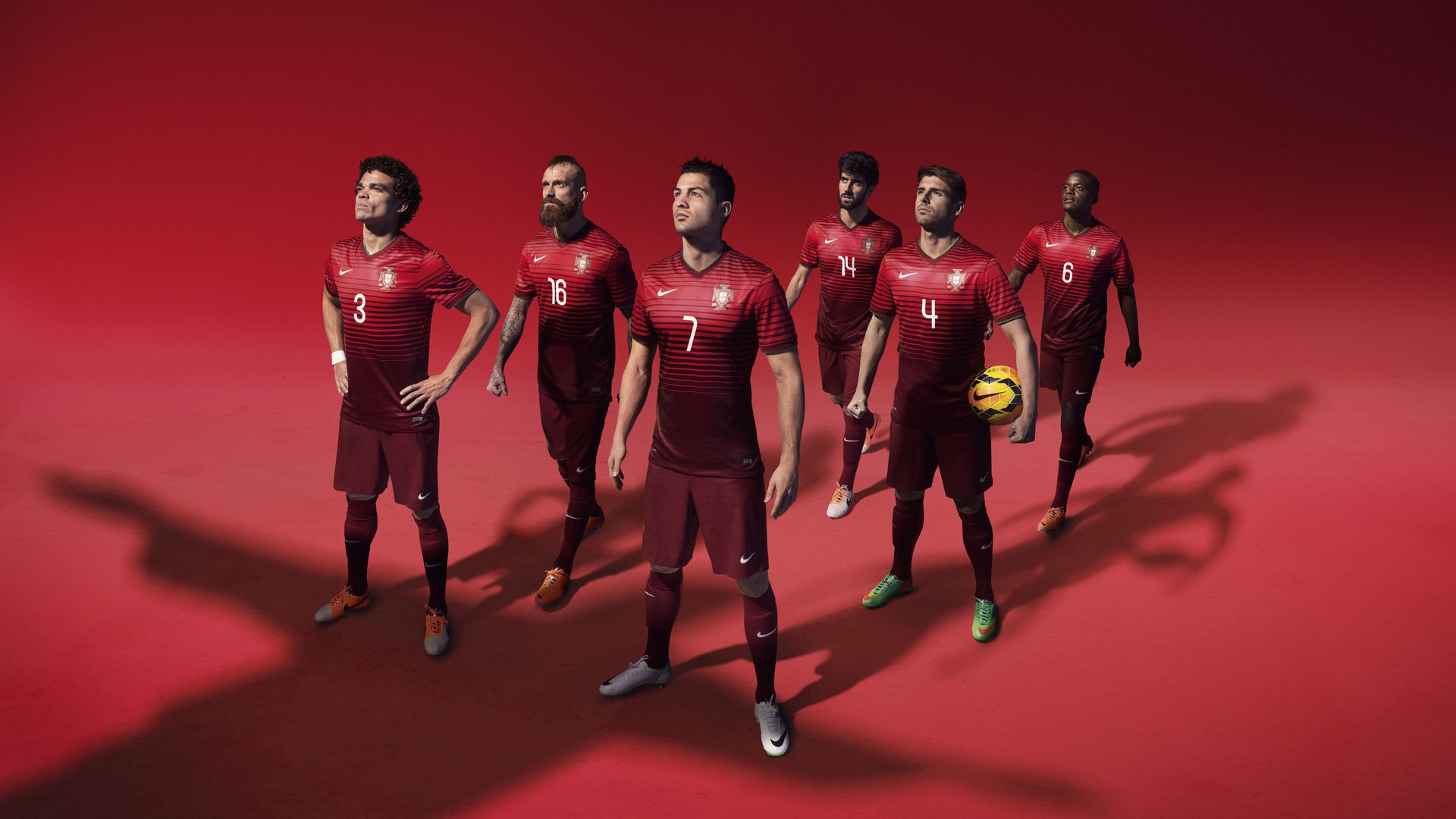 《爆款赛事盘点：年度最火爆的比赛瞬间》，最近很火的大赛